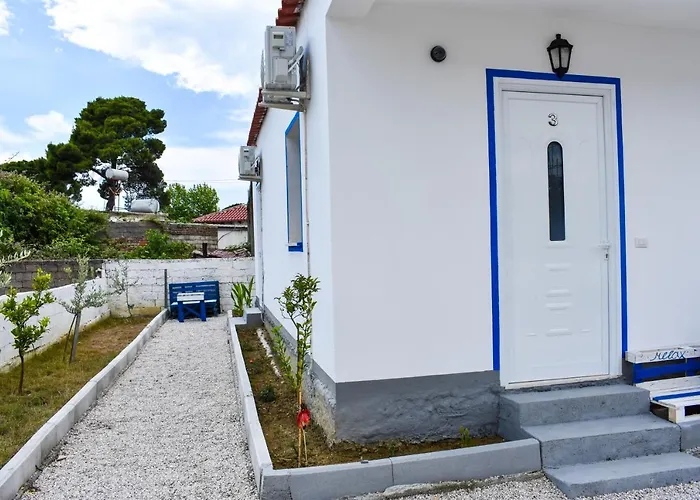 Troi Beach House