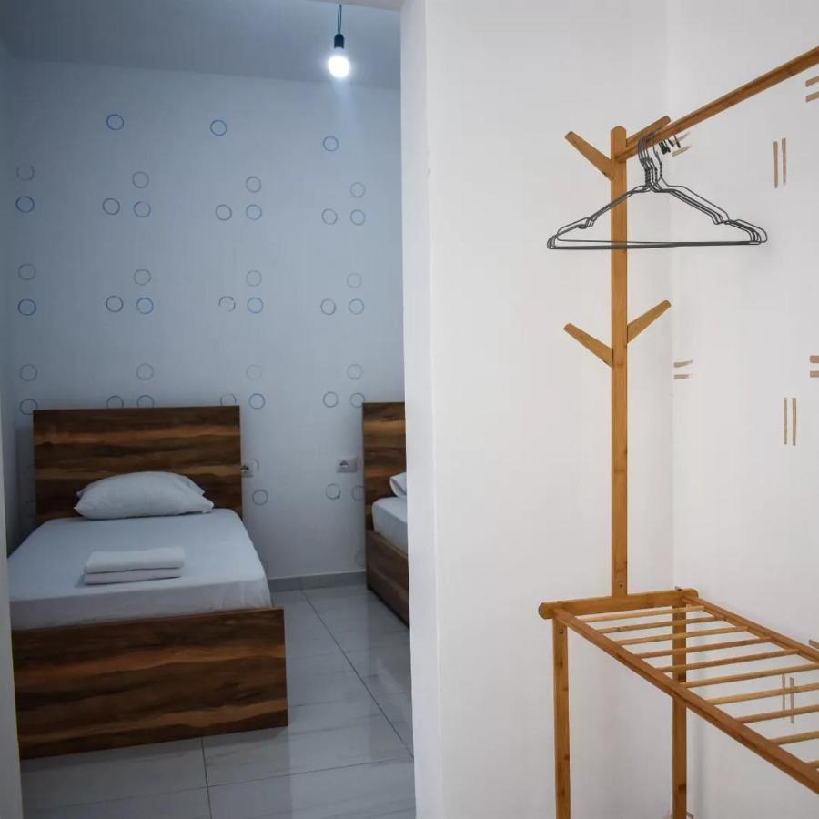 Troi House * Vlore