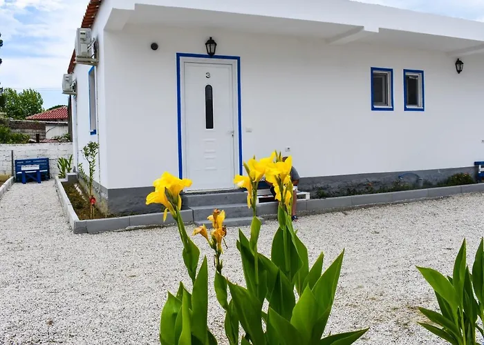 Troi Beach House