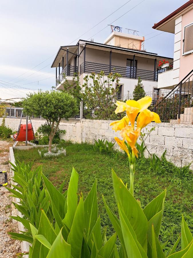 Troi House * Vlore